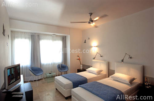 Majestic Hotel 12
